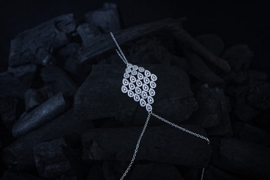 Rhombus American Diamond Hand Chain