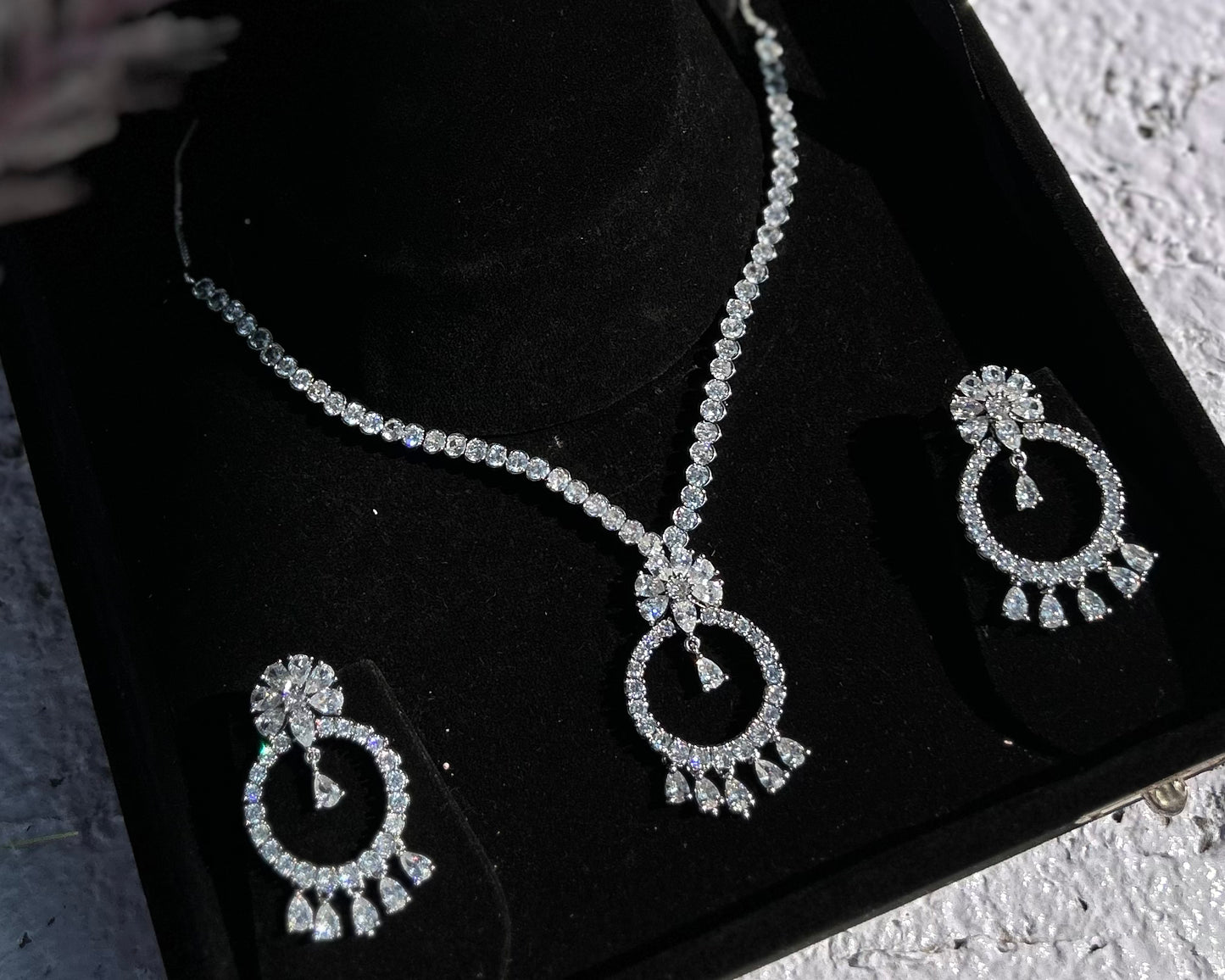 Circle American Diamond Studded Necklace Set